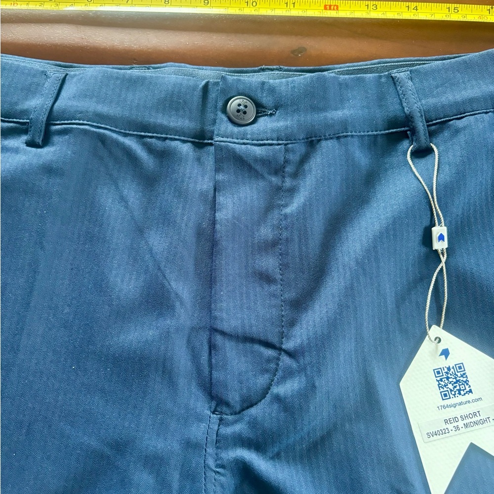 1764 Navy Golf Shorts - Size 36 waist